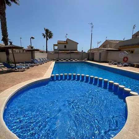Apartment Bonito Adosado Con Piscina A 200 M De La Playa El Mojon (Alicante)